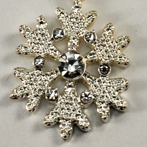 Snowflake Crystal Pendant Necklace & Earrings Set – Silver-Tone Winter Jewelry - Picture 7 of 8